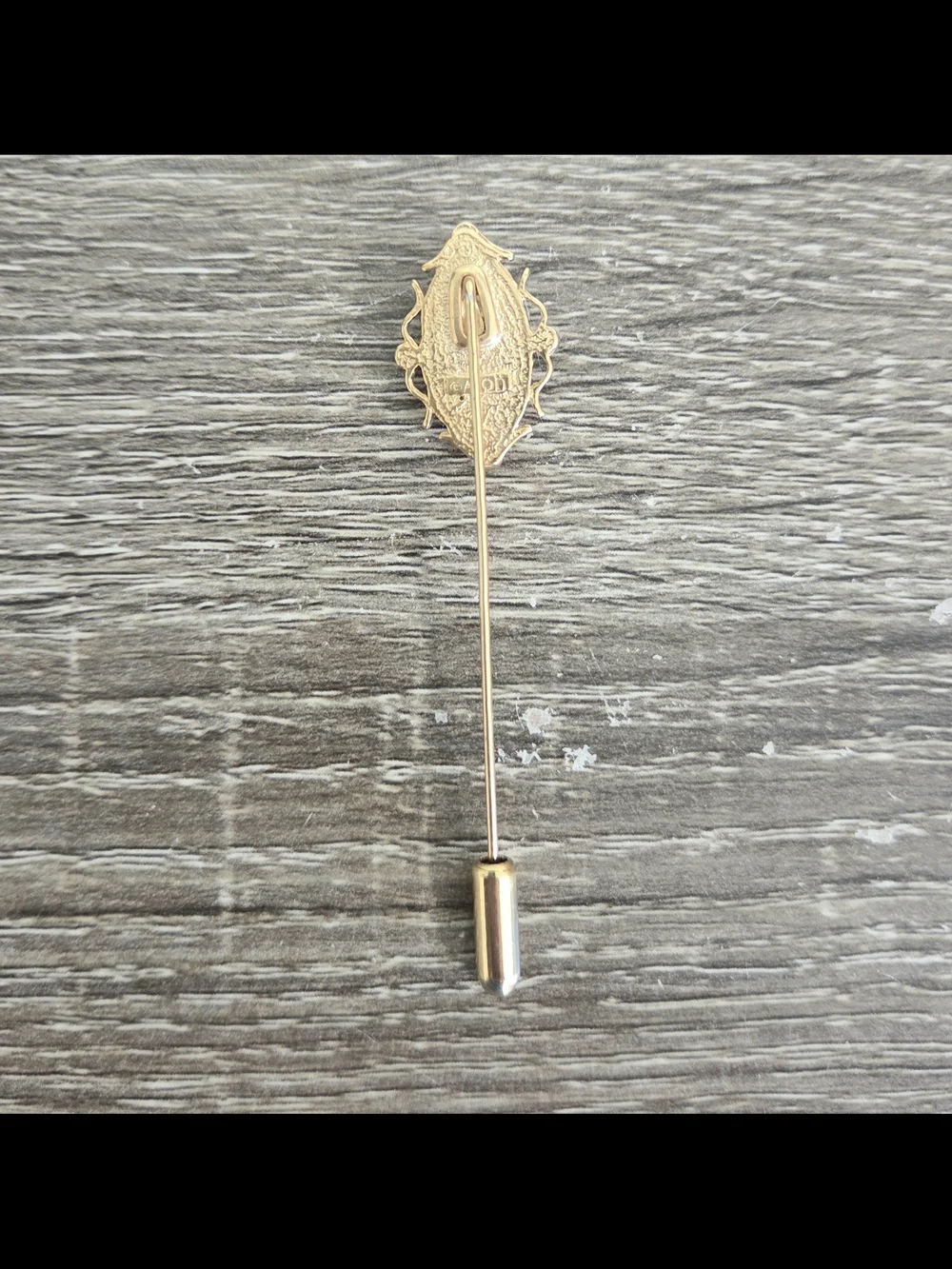 Vintage 1978 Avon Cameo Stickpin Stick Hat Pin Tiny Faux Pearl Accents.